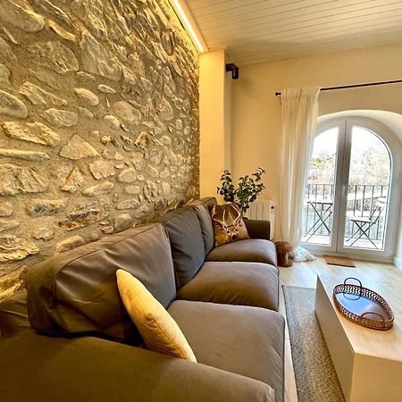 Apartamento Colgante Al Rio Con Vistas Al Puente Кампродон Экстерьер фото